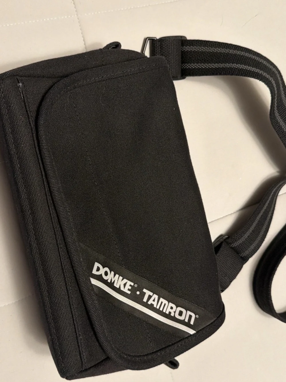 Domke tamron Black Camera/Shoulder Bag